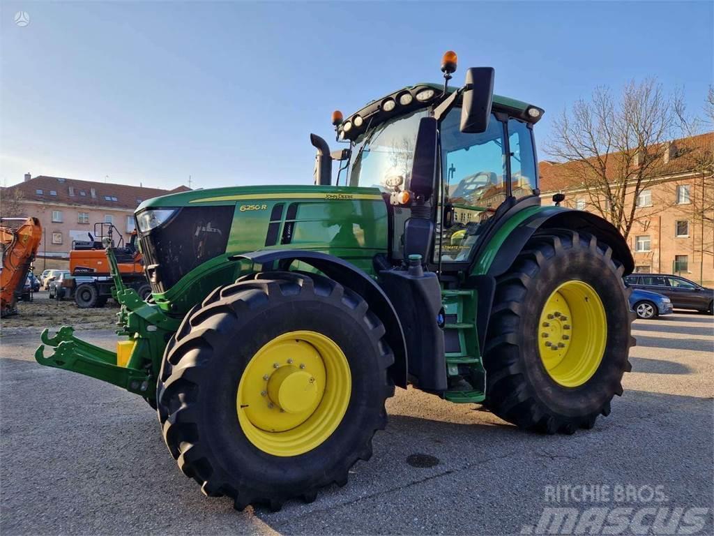 John Deere 6250R Traktorid