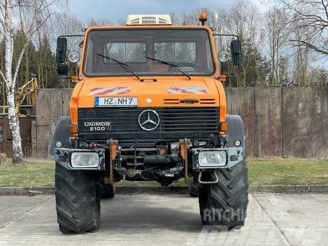 Mercedes-Benz U 2100 Kommunaalteenuste traktorid