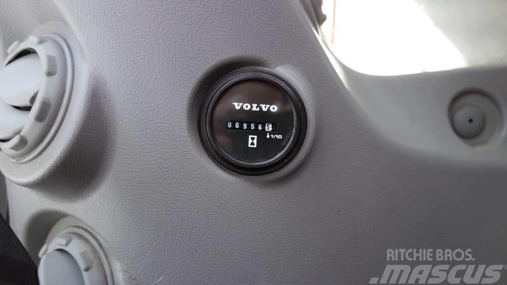 Volvo Grävmaskin EC 160 EL Roomikekskavaatorid