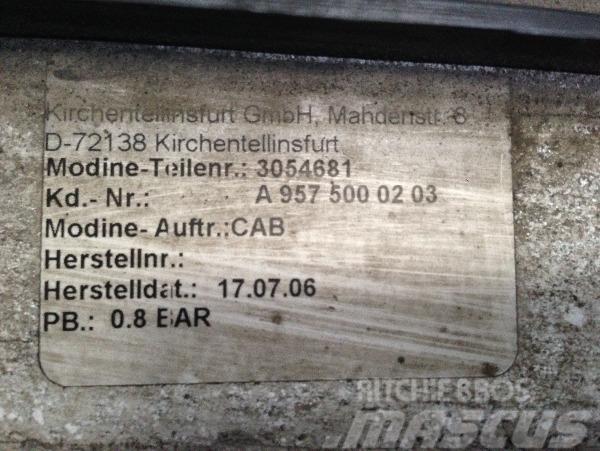 Mercedes-Benz Kühlerpaket Econic A957 500 0203 / A9575000203 Mootorid