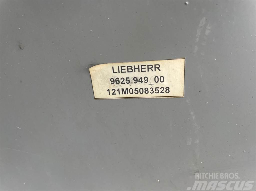 Liebherr A934C-9625949-Stair panel/Trittstufen/Traptreden Raamid