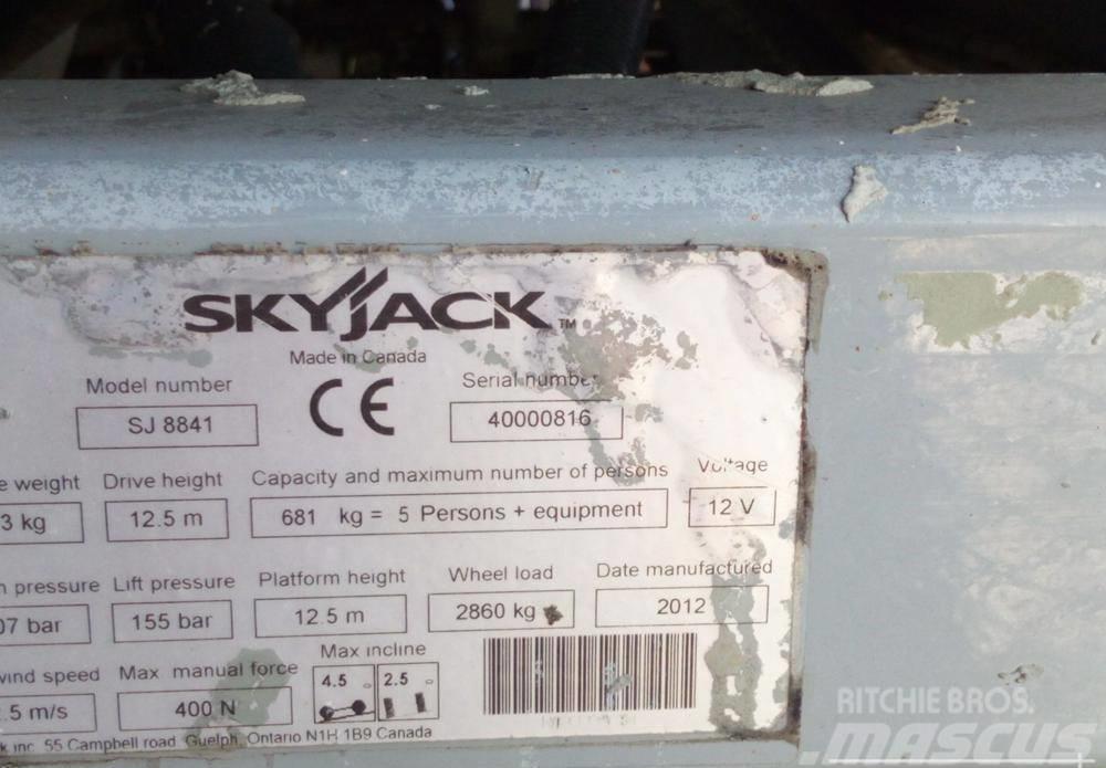 SkyJack SJ 8841 RT 4x4 ollós emelő 14.3M! Käärtõstukid