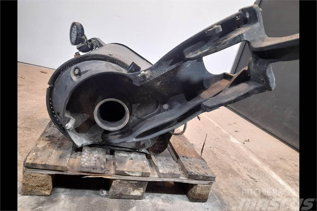New Holland T8.410 Exhaust system catalyst Mootorid