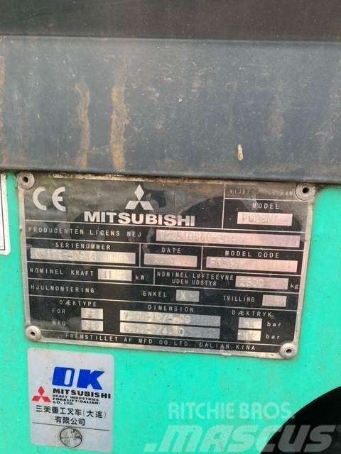 Mitsubishi FG25N Gaasitõstukid