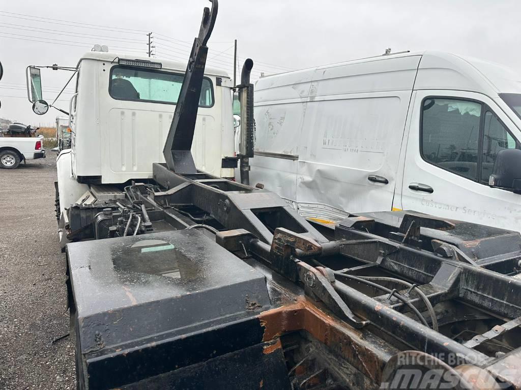 International Roll-Off Truck Trossüsteemiga vahetuskere veokid