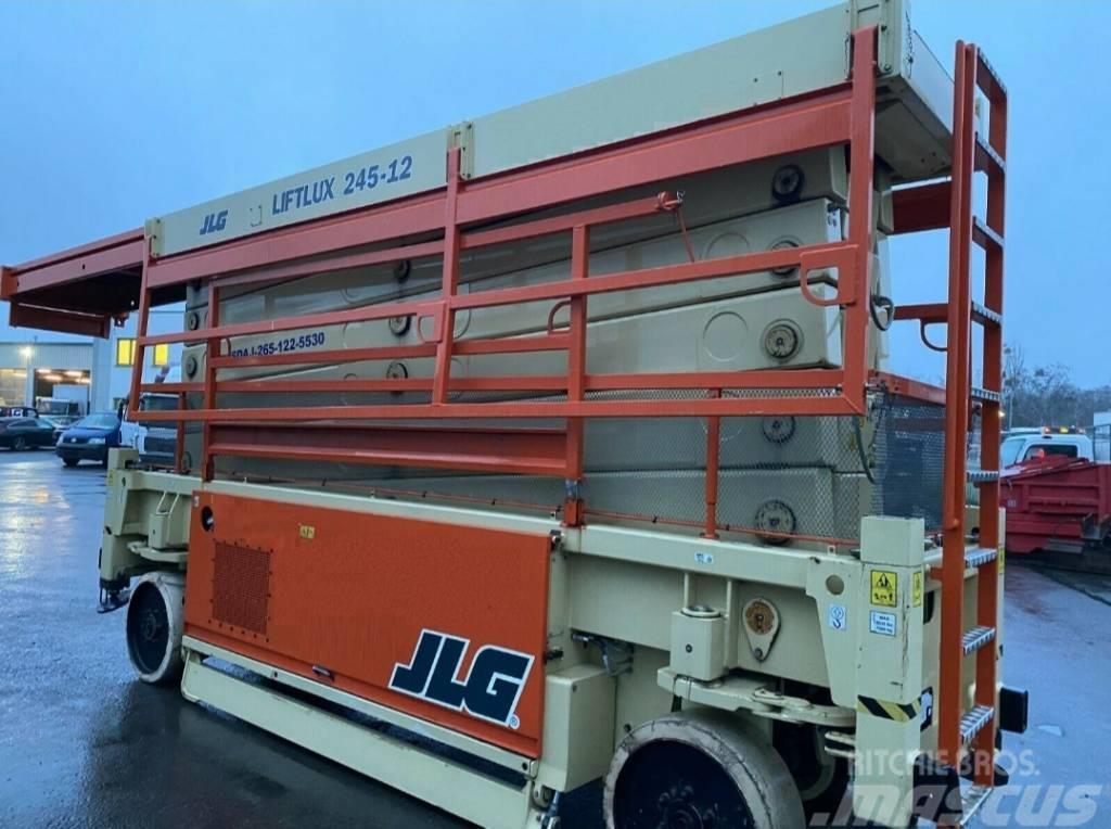 JLG liftlux SL 245-12 Käärtõstukid