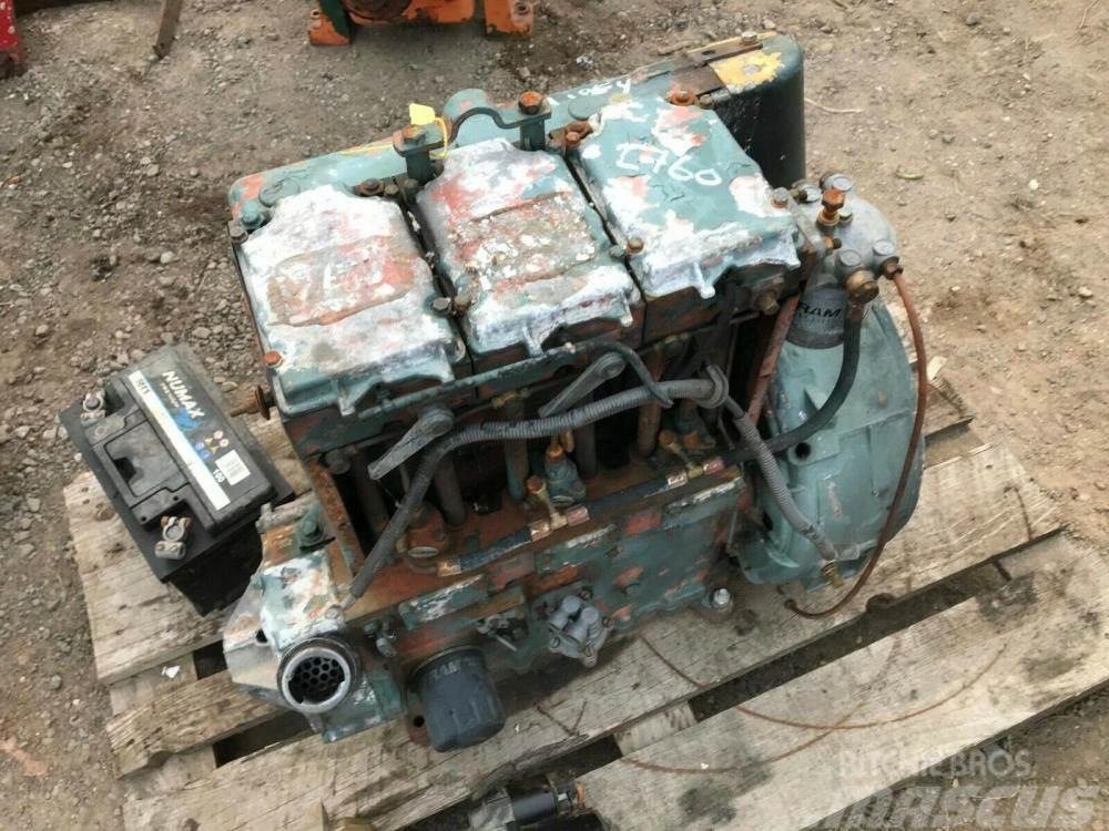 Lister Petter TS3 engine - spares £360 plus vat £432 Muud osad