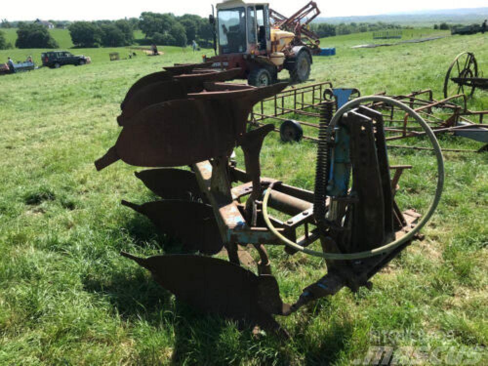 Ransomes 3 Furrow Reversible Plough Tavalised adrad
