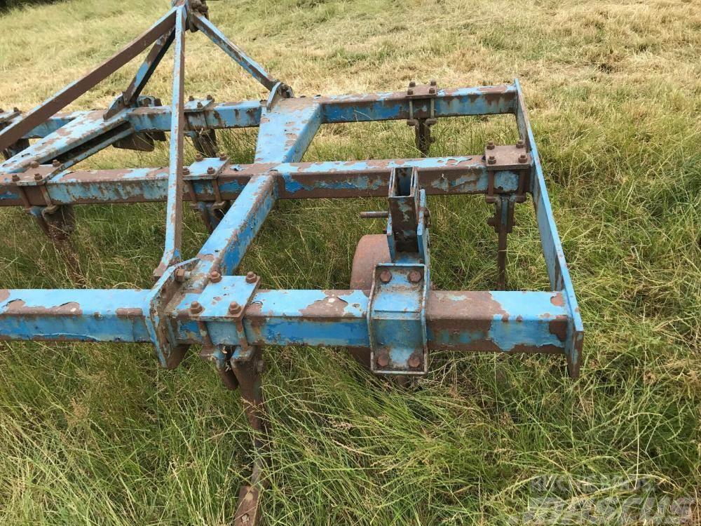 Ransomes 3 metre front mounted tractor cultivator Kultivaatorid