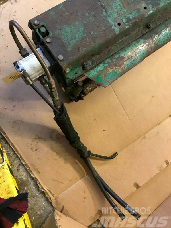 Ransomes 350 D gangmower middle cylinder and motor complete Muud osad