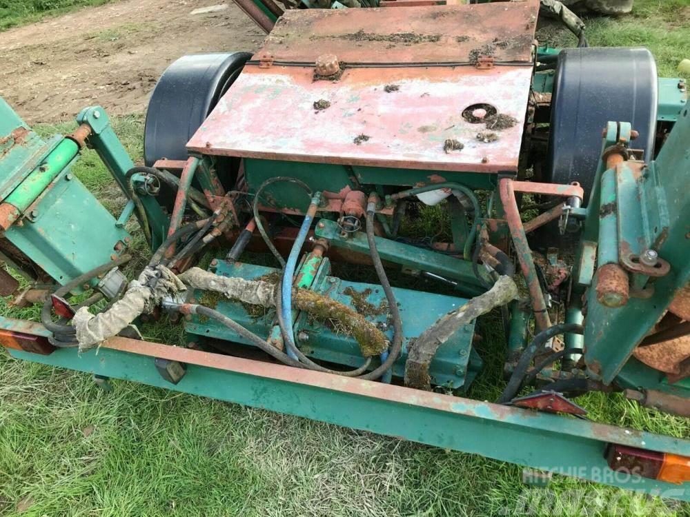 Ransomes gang mower 5 reel - tractor driven - £750 Murutraktorid
