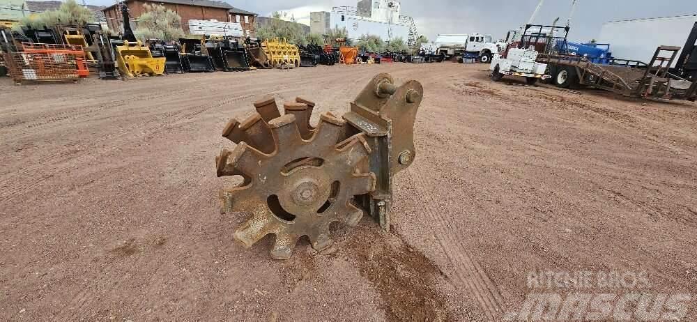  Excavator Compaction Wheel Tihendusmasinate lisad ja varuosad