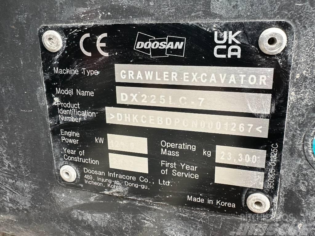 Doosan DX 225 LC-7 TOPCON OQ70/55 Roomikekskavaatorid
