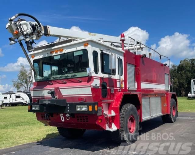  2001 OSHKOSH TI-1500AF4X4 FIRE TRUCK SKY BOOM 2001 Tuletõrjeautod