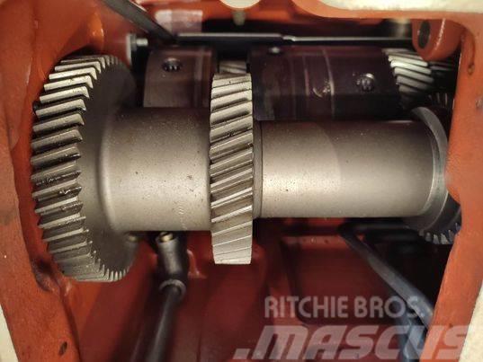 New Holland TM190 18 gears (471245859)  gearbox Ülekandemehhanism