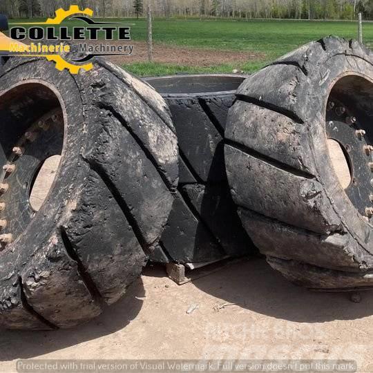 Brawler Solid Pneumatic Tires Ratasekskavaatorid