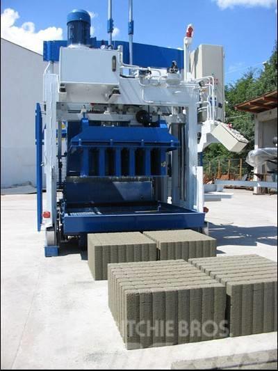  SUMAB E-12 (mobile block making machine) Betoonkivi tootmise masinad