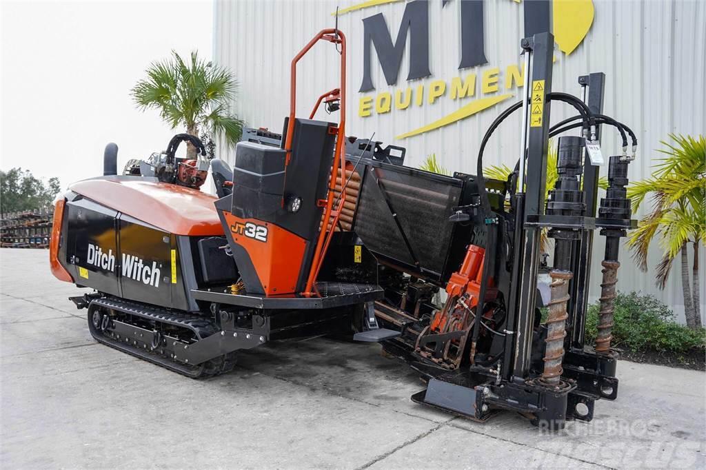 Ditch Witch JT32 Horisontaalsed puurmasinad