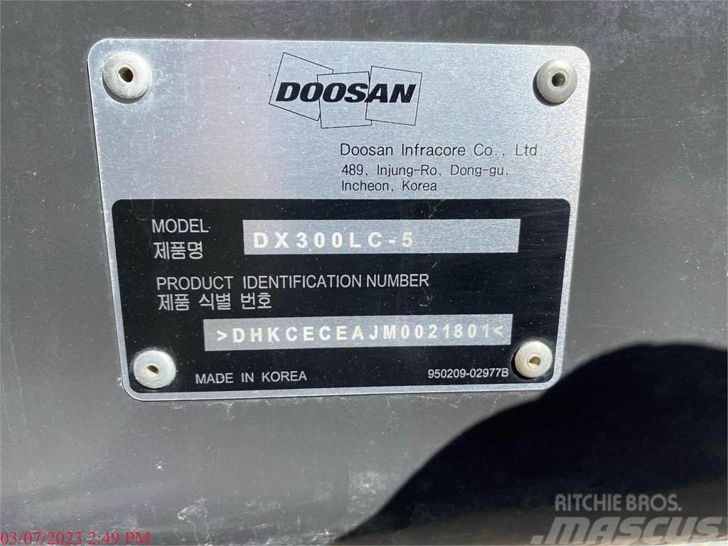 Doosan DX300 LC-5 Materjalikäitlusmasinad