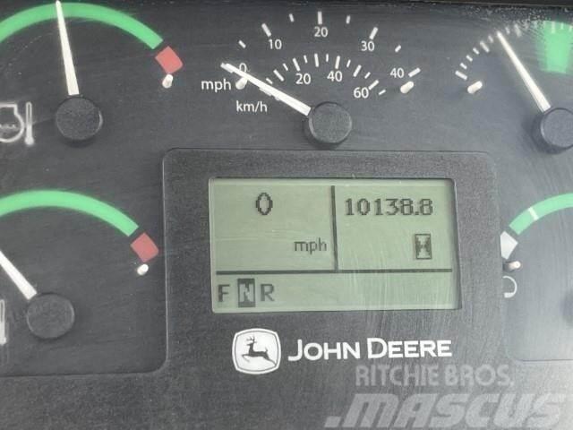 John Deere 460E Liigendraamiga pinnaseveokid
