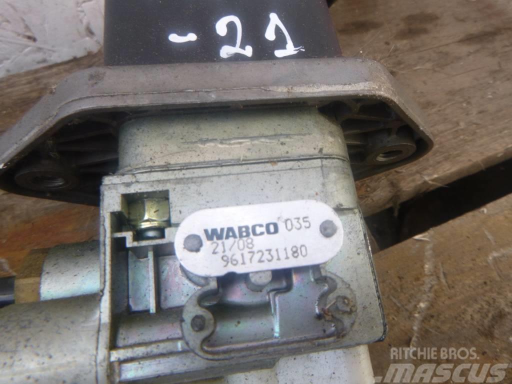 Iveco Stralis Hand brake crane Wabco 9617231180 Pidurid