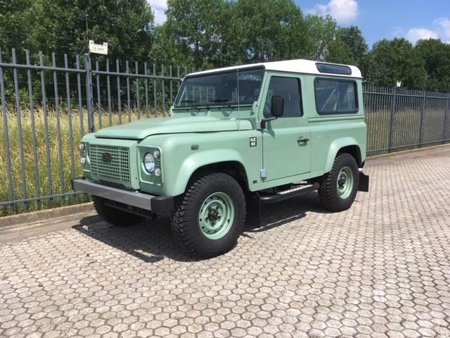 Land Rover Defender Heritage HUE only 1000 km with CoC Sõiduautod