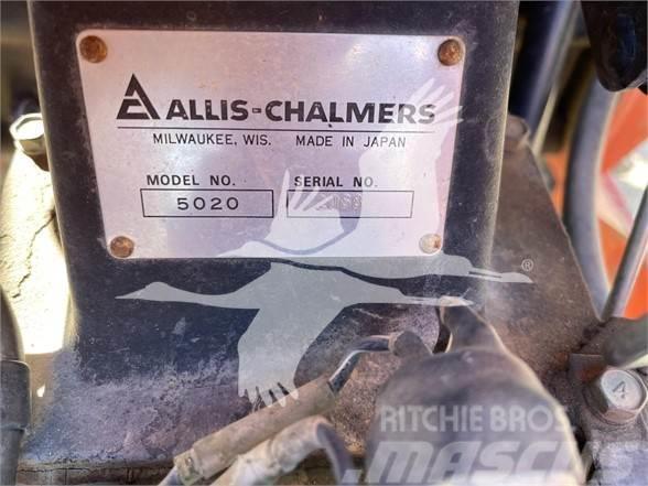 Allis-Chalmers 5020 Traktorid