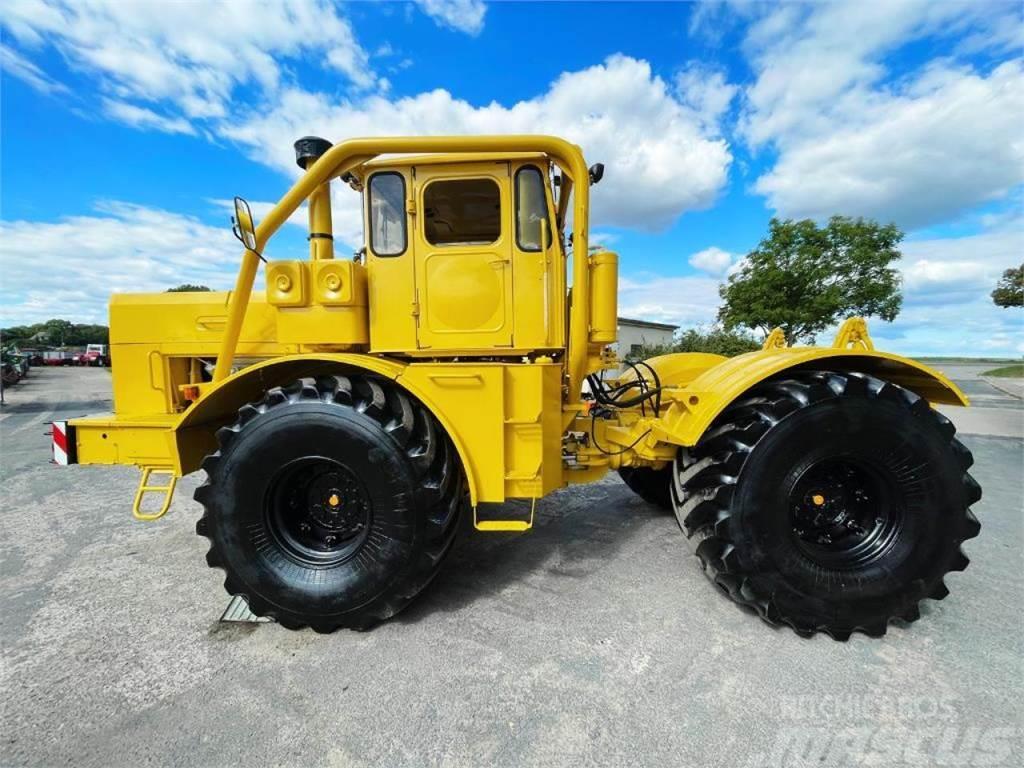 Kirovets K 700 A - V 8 Traktorid