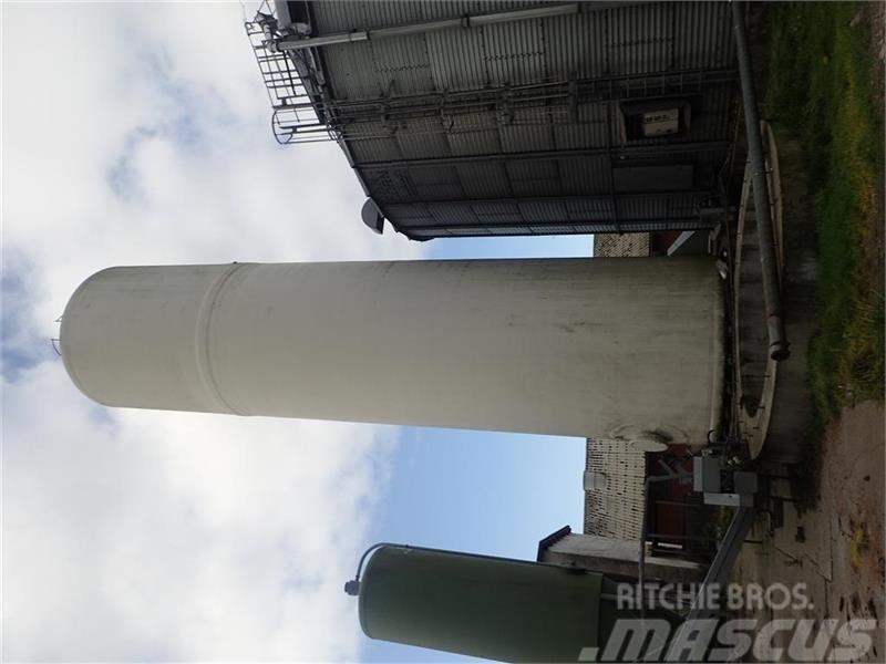 Tunetank glasfiber silo 210 m3 Tornhoidlate tühjendusseadmed