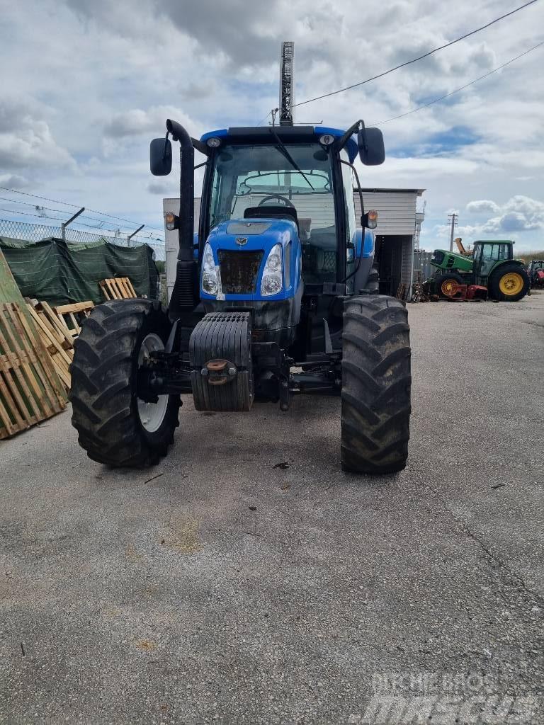 New Holland T6 155 Traktorid