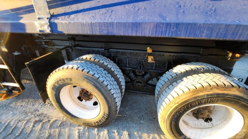 Volvo VHD Snow Plow Truck Lumesahad