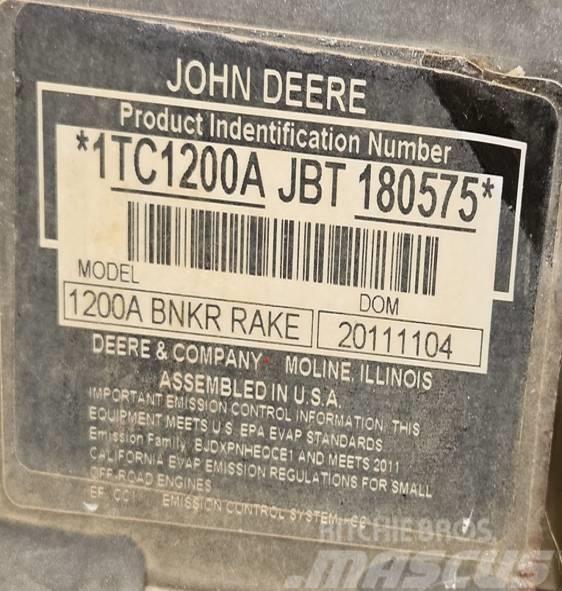 John Deere 1200 A Punkrite hoolduseadmed
