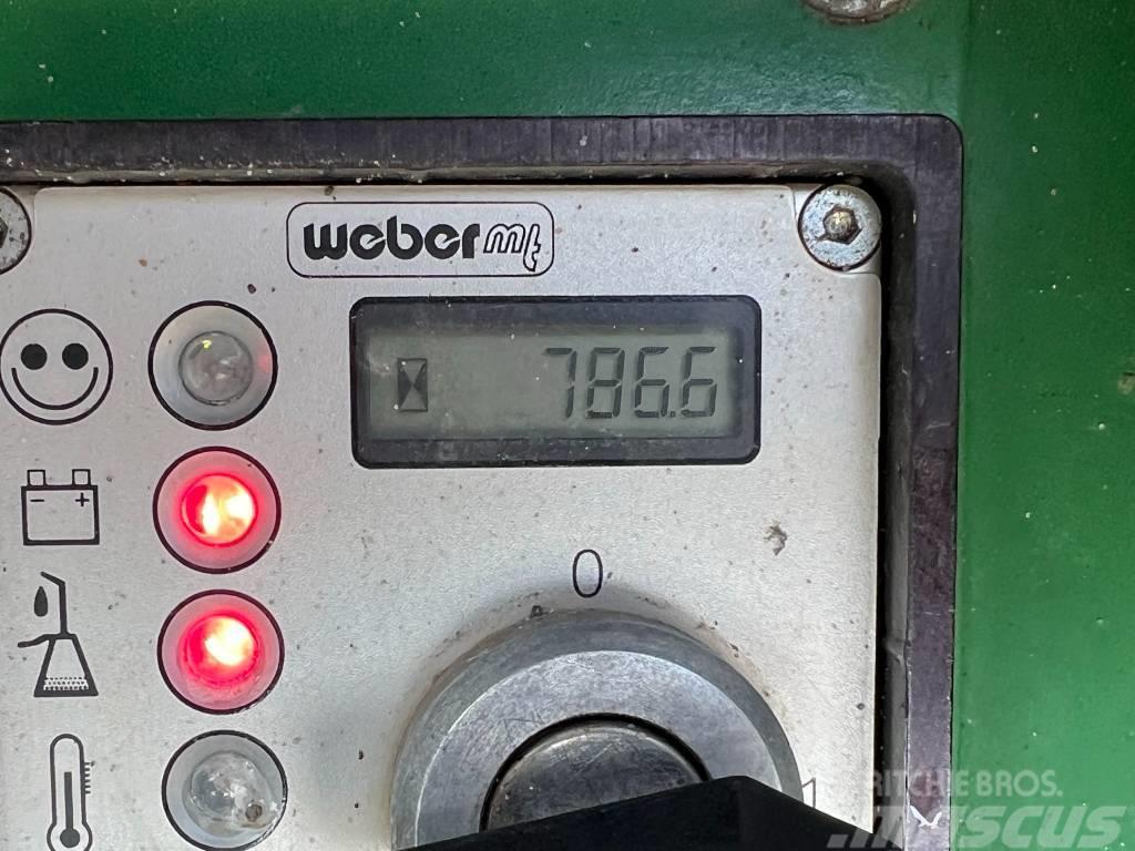 Weber CR8 - Excellent Condition / Low Hours Vibraatorid