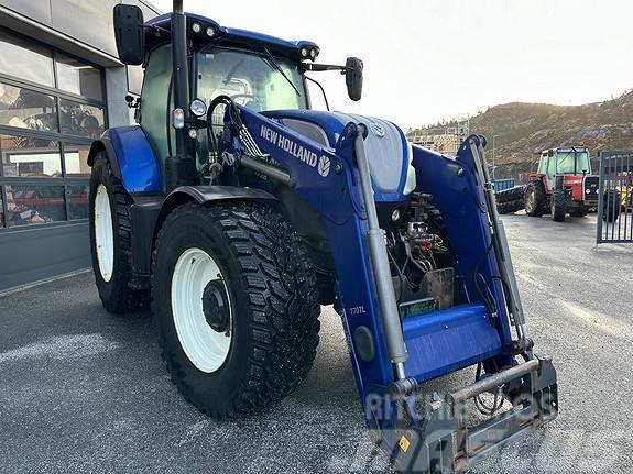 New Holland T7.225 AC Blue Power Traktorid