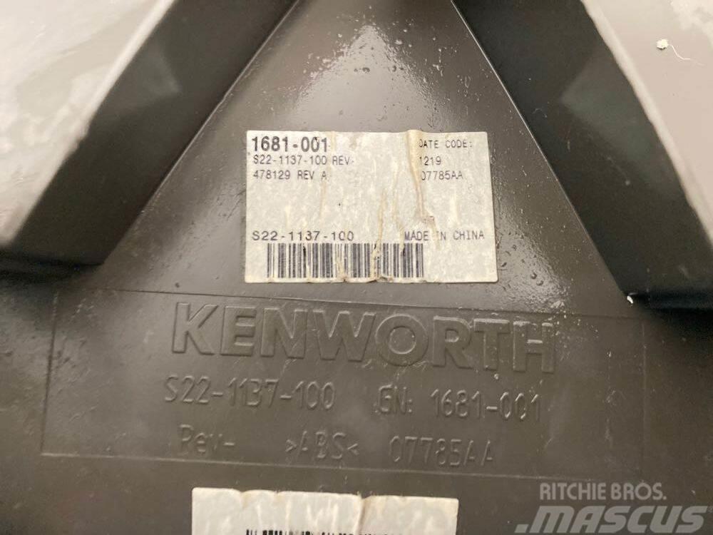 Kenworth W900 Muud osad