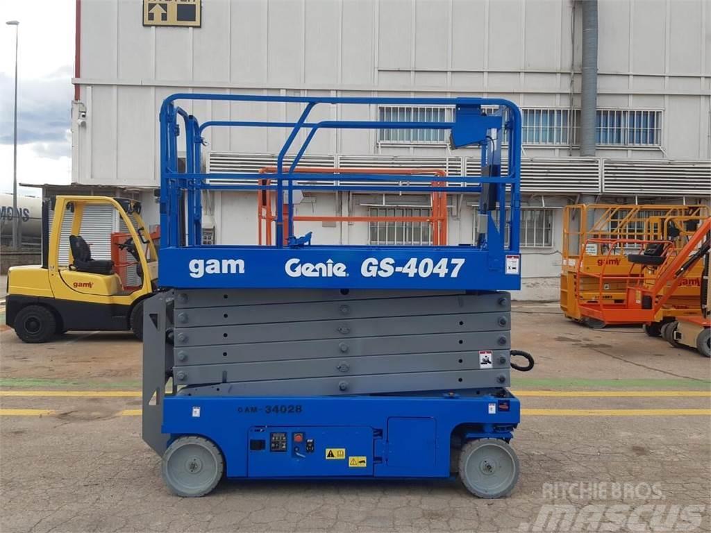 Genie GS-4047 Käärtõstukid