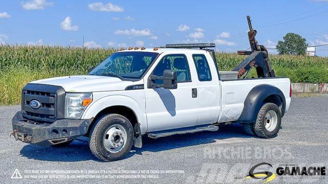 Ford F-350 SUPER DUTY TOWING / TOW TRUCK Sadulveokid