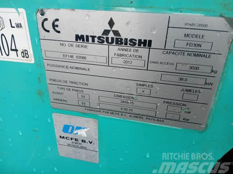 Mitsubishi FD30N Kahveltõstukid - muud