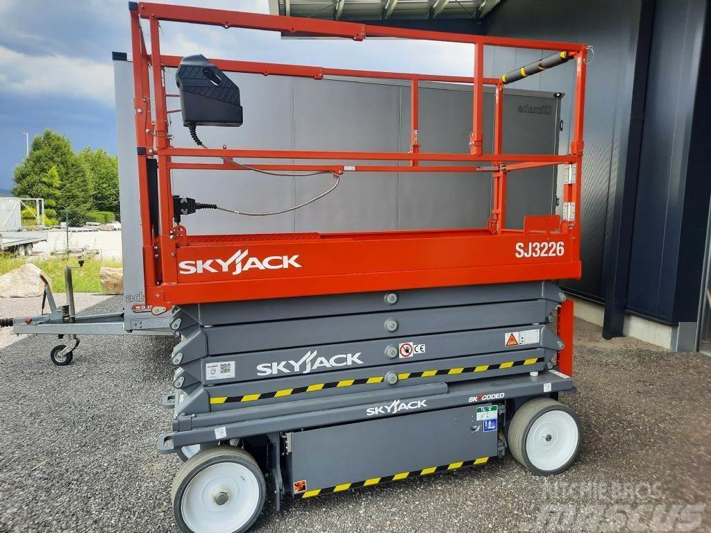 SkyJack SJ 3226 Käärtõstukid