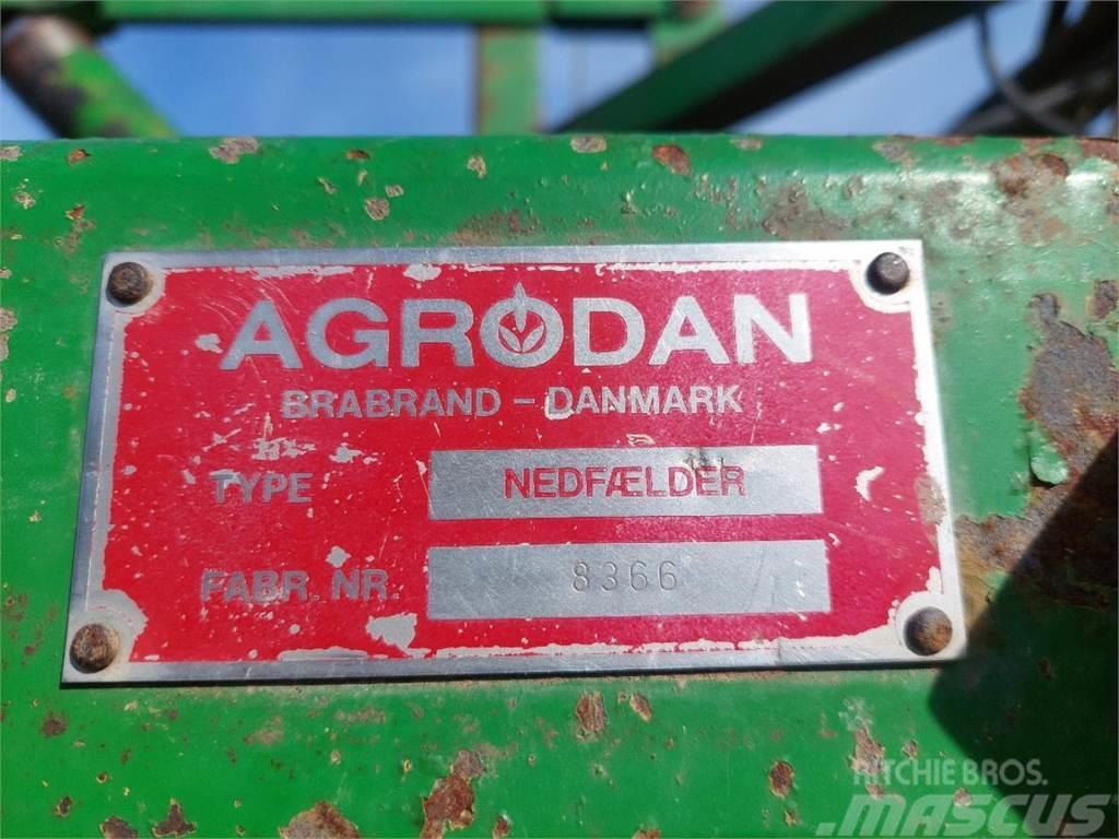 Agrodan Nedfælder 27 tands + fronttank Muud põllumajandusmasinad