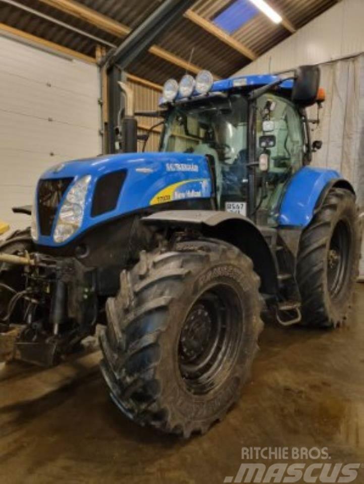 New Holland T7030 AC Traktorid