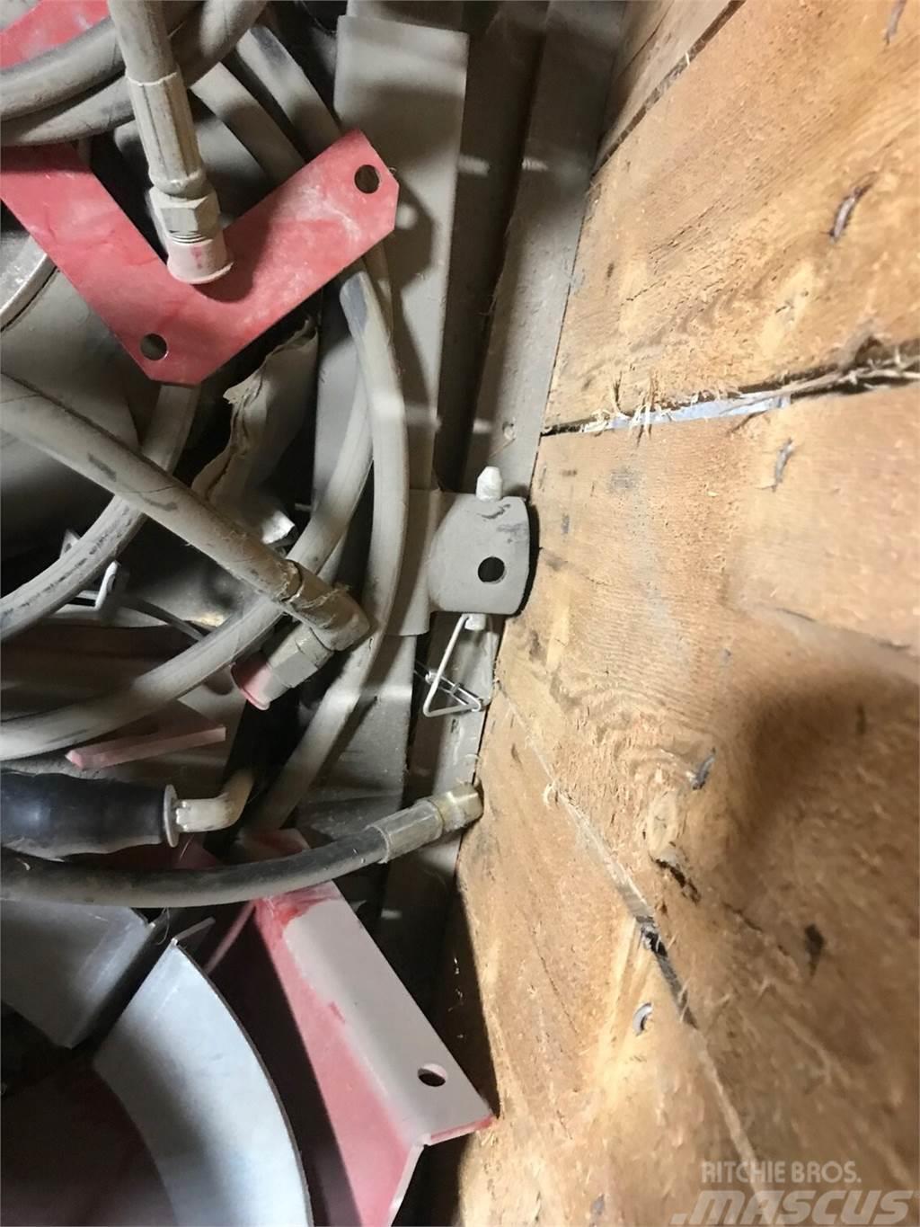 Hutchinson Mayrath 12 single wheel hyd auger dolly Teravilja puhastamise seadmed