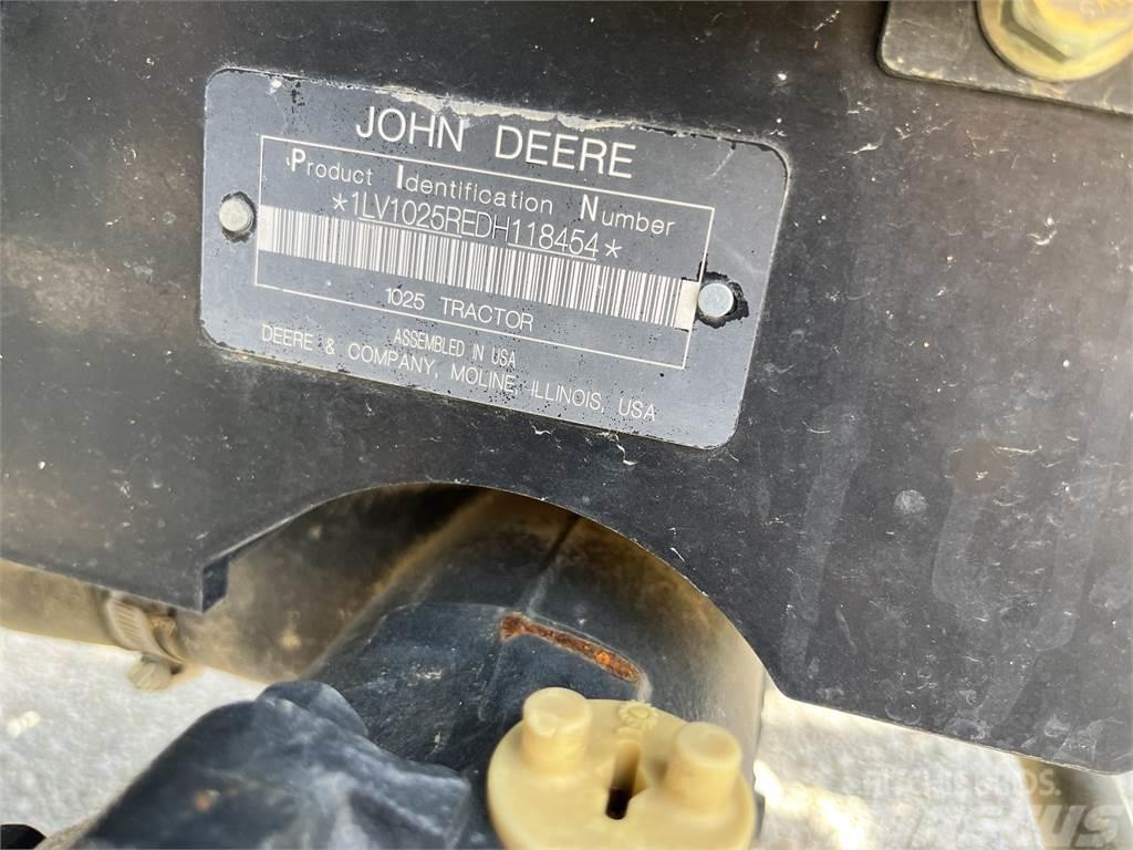 John Deere 1025R Kompakttraktorid