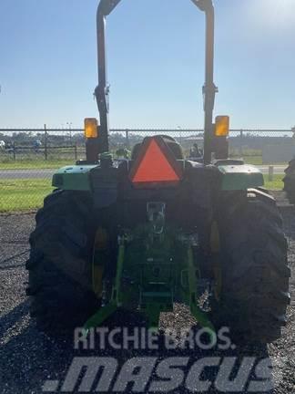 John Deere 4044M Traktorid