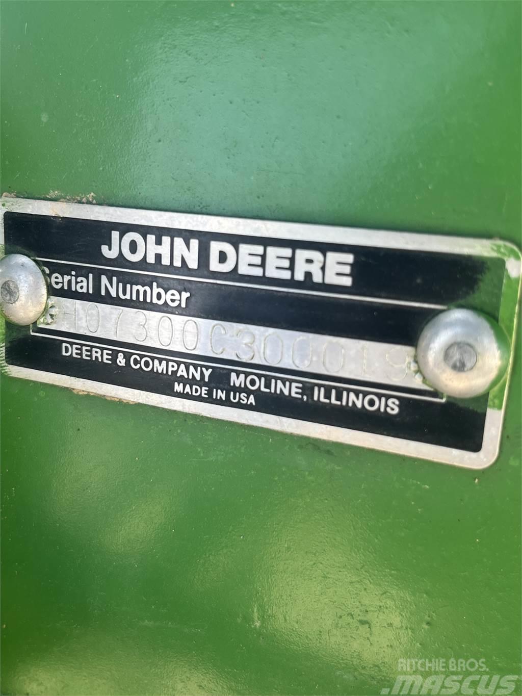 John Deere 7300 Istutusmasinad