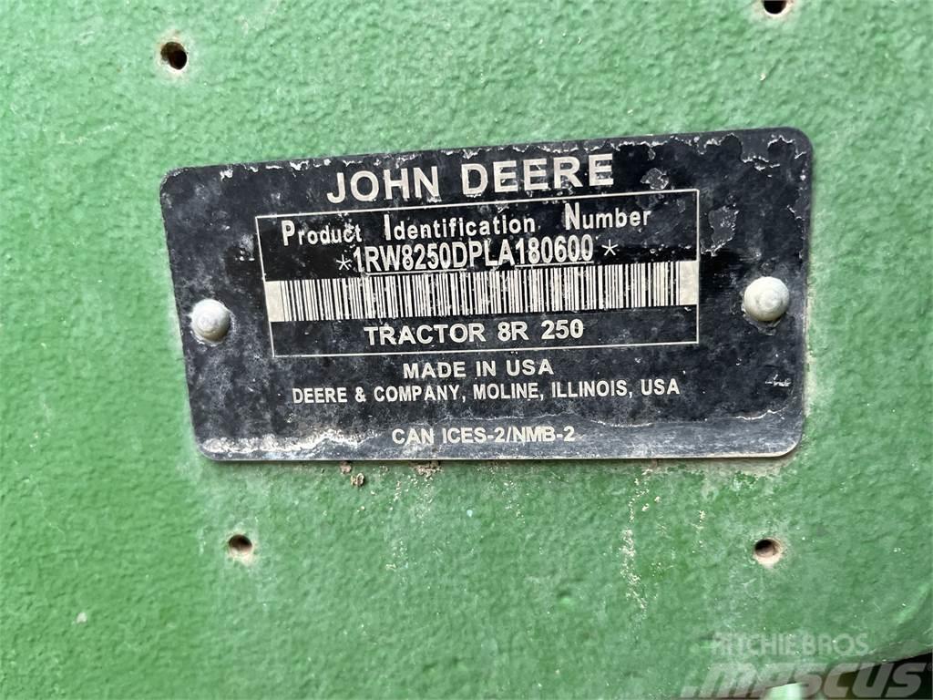 John Deere 8R 250 Traktorid