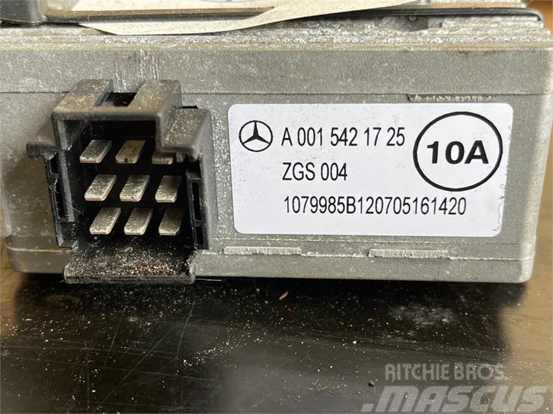 Mercedes-Benz MERCEDES ECU ZGS 004 A0015421725 Elektroonikaseadmed