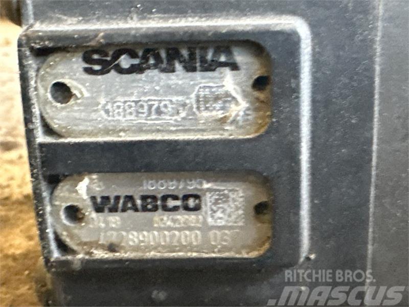 Scania  VALVE 1889795 Radiaatorid