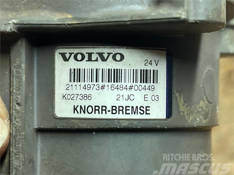 Volvo  MODULATOR 21114973 Radiaatorid