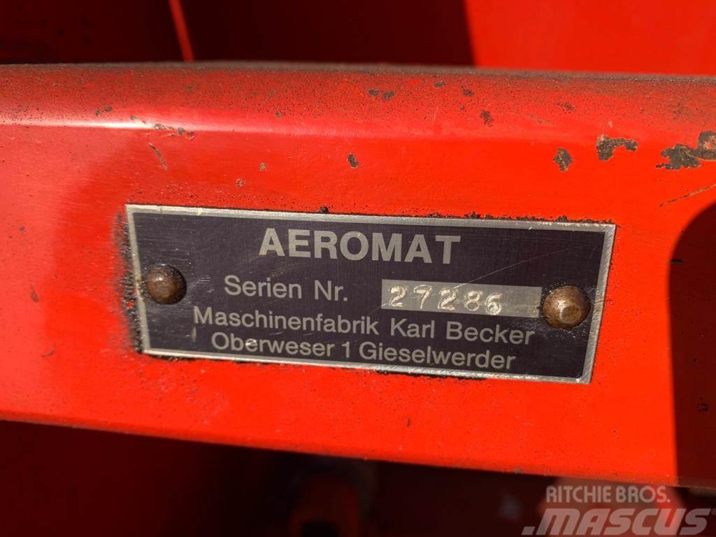 Becker Aeromat 6 rij Maiszaaimachine Muud mullaharimismasinad ja tarvikud